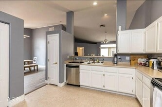 1225 Pebble Beach Dr in Mesquite, NV - Building Photo - Building Photo