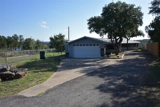 609 Nomad Dr in Spicewood, TX - Building Photo - Building Photo