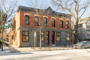 2028 N Oakley Ave in Chicago, IL - Building Photo