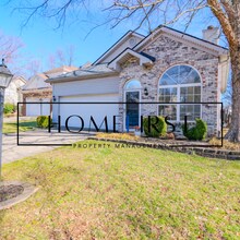 1288 Pleasant Ridge Dr in Lexington, KY - Building Photo - Building Photo