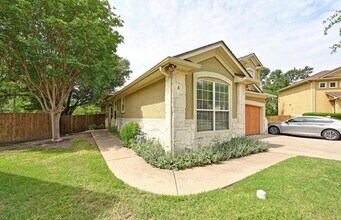1800 Jentsch Ct in Austin, TX - Building Photo - Building Photo