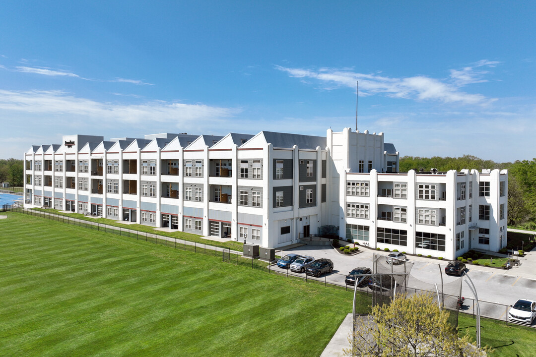 Riverfront Lofts in Terre Haute, IN - Foto de edificio