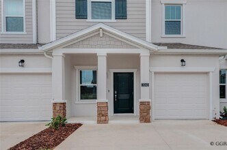 3243 Laurent Lp in Davenport, FL - Foto de edificio - Building Photo