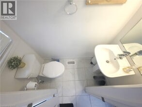 88 June Callwood Wy in Brantford, ON - Building Photo - Building Photo