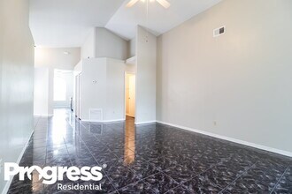 296 Morning Glory Dr in Lake Mary, FL - Foto de edificio - Building Photo