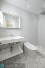 930 Orange Isle in Fort Lauderdale, FL - Building Photo - Building Photo