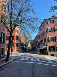 101 Pinckney St, Unit 3 in Boston, MA - Foto de edificio - Building Photo