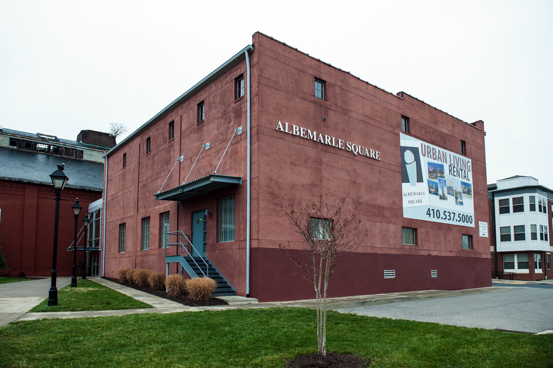 Albemarle Square in Baltimore, MD - Foto de edificio