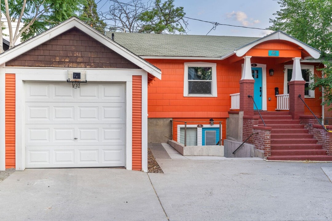 416 Roberts St in Reno, NV - Building Photo