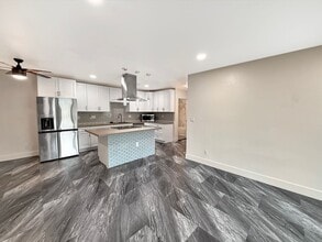 3030 Alta View Dr in San Diego, CA - Building Photo - Building Photo