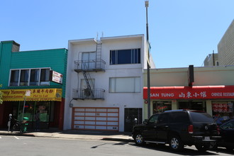 1023 Irving St in San Francisco, CA - Building Photo - Building Photo