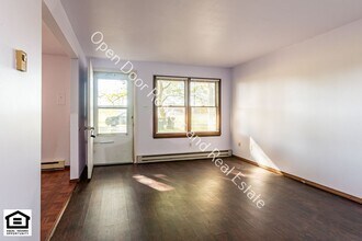 701-703 Lake Ave in Kendallville, IN - Building Photo - Building Photo