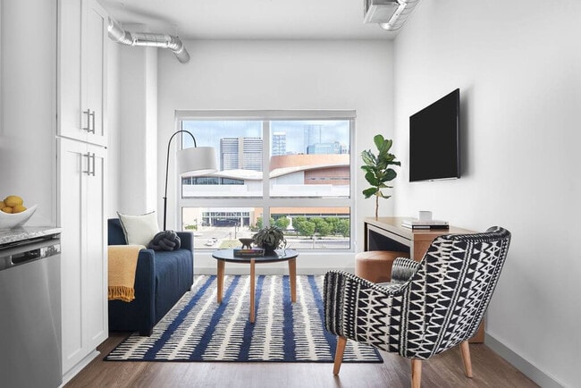 516 Lea Ave in Nashville, TN - Foto de edificio - Building Photo