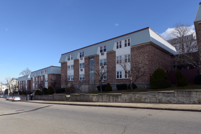 North Main Commons in Fall River, MA - Building Photo - Building Photo