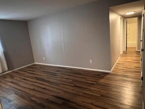 1261 Sheffer Road in Aurora, IL - Building Photo - Building Photo