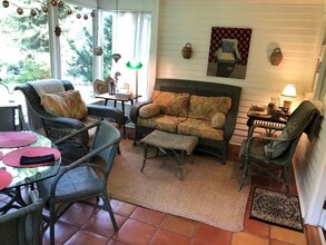 55 Everett St in Concord, MA - Building Photo - Building Photo