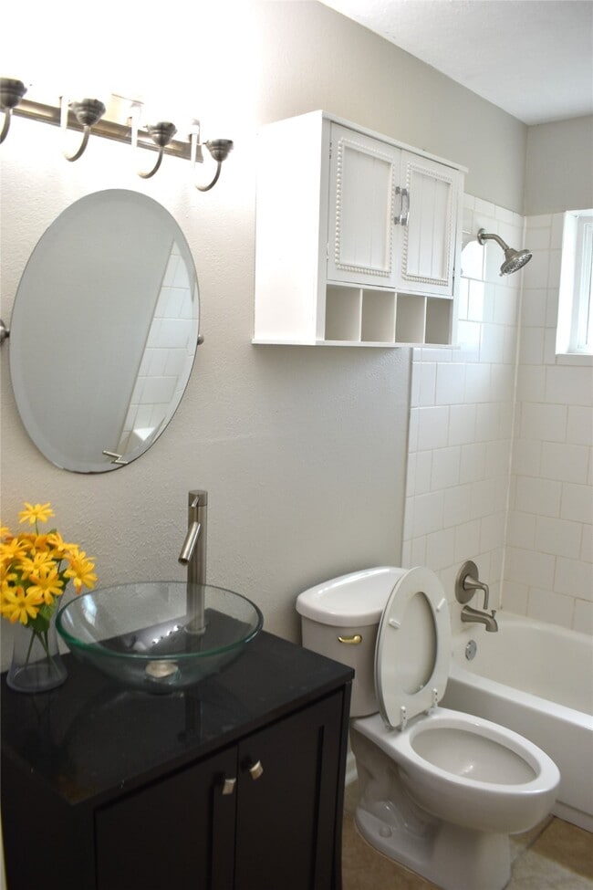 18007 Forest Cedars Dr