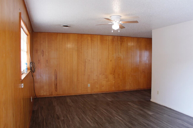 6501 Avenue R in Lubbock, TX - Building Photo - Building Photo