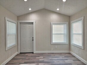 5121 Tangerine Ave S in Gulfport, FL - Building Photo - Building Photo