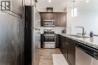 101 Locke St S in Hamilton, ON - Building Photo - Building Photo