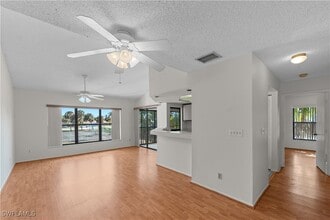 13411 Gateway Dr in Ft. Myers, FL - Building Photo - Building Photo