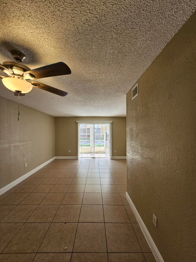 4324 NW 9th Ave in Lighthouse Point, FL - Building Photo - Building Photo