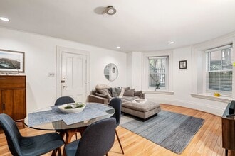 33 Upton St, Unit 1 in Boston, MA - Building Photo - Building Photo