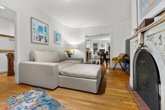 25 Greenwich Park, Unit 1 in Boston, MA - Building Photo - Building Photo