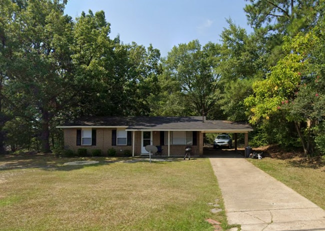 property at 5764 Luna Dr