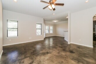 701 Algerita Dr in Georgetown, TX - Building Photo - Building Photo