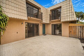 6201 62nd Way in West Palm Beach, FL - Building Photo - Building Photo