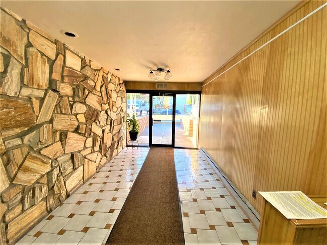 214 Avenue A in Bayonne, NJ - Building Photo - Building Photo