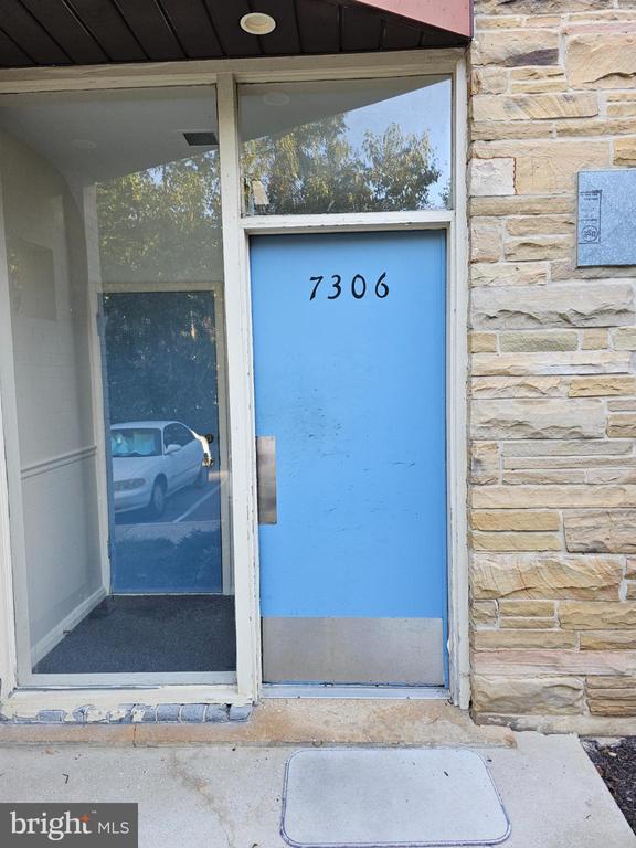 7306 Park Heights Ave in Pikesville, MD - Building Photo - Building Photo