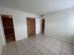 2642 Riverside Dr, Unit 2642 in Coral Springs, FL - Building Photo - Building Photo