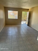 1912 Karen Sue Pl in El Paso, TX - Building Photo - Building Photo