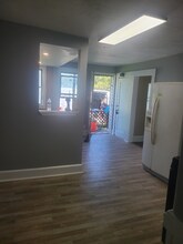 51 Main St in Sutton, MA - Building Photo - Building Photo