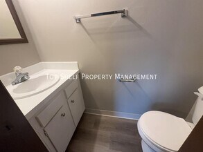 4621 Valdez Dr in Des Moines, IA - Building Photo - Building Photo