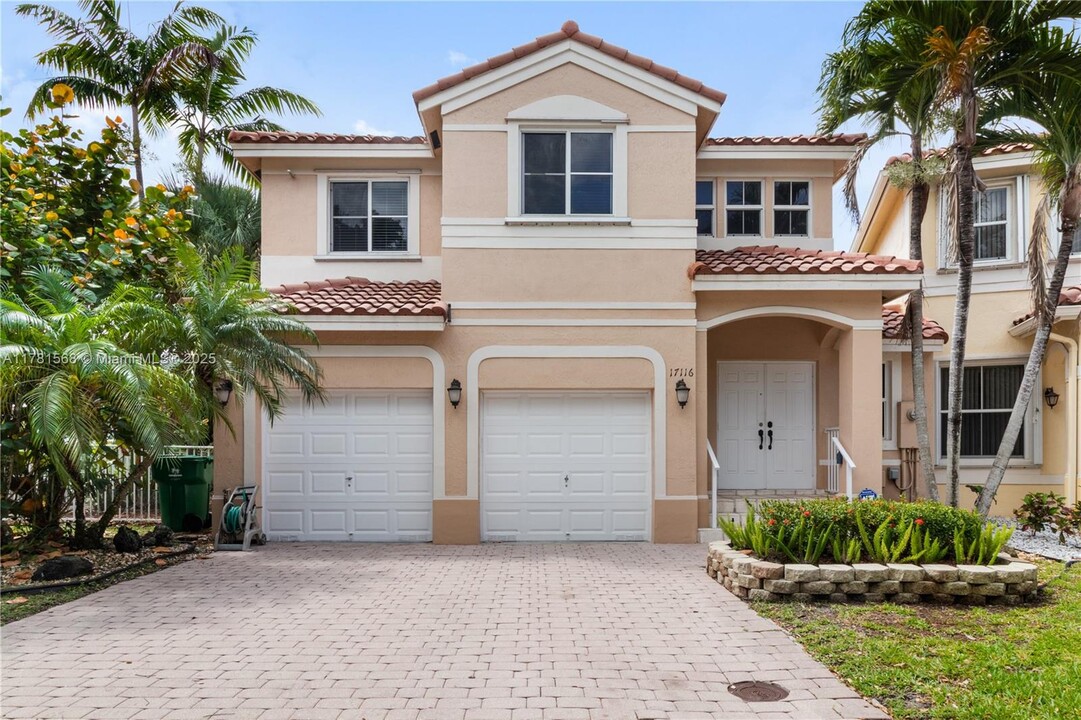 17116 SW 39th Ct in Miramar, FL - Foto de edificio