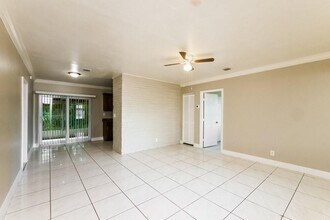 3140 NW 4th Pl in Fort Lauderdale, FL - Building Photo - Building Photo