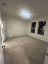 1414 Caceres Spur, Unit 1 in San Antonio, TX - Foto de edificio - Building Photo