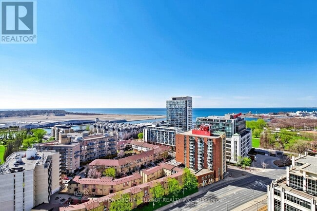 600 Fleet St in Toronto, ON - Building Photo - Building Photo