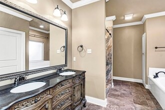 11110 Boardwalk Dr, Unit 36 in Baton Rouge, LA - Building Photo - Building Photo