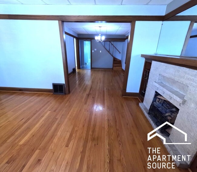 3117 N Mango Ave in Chicago, IL - Foto de edificio - Building Photo