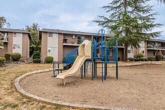 Fox Pointe in Milwaukie, OR - Foto de edificio - Interior Photo