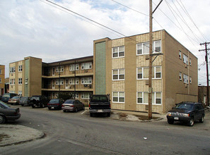 5550 W 22nd Pl in Cicero, IL - Foto de edificio - Other