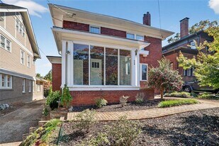 641 Bonaventure Ave NE in Atlanta, GA - Building Photo