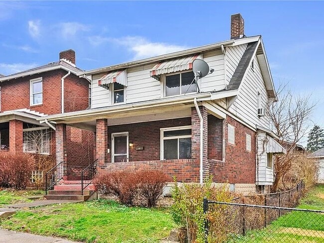 property at 1404 Maple Ave
