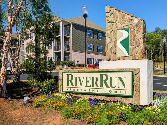 River Run Apartments in Spartanburg, SC - Building Photo - Building Photo