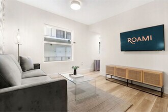 4025 Indian Creek Dr in Miami Beach, FL - Building Photo - Building Photo