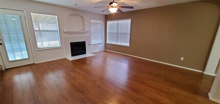 2244 Chapman Dr in Carrollton, TX - Building Photo - Building Photo